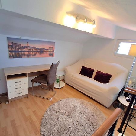 Apartment Natali Kaštel Stari Extérieur photo