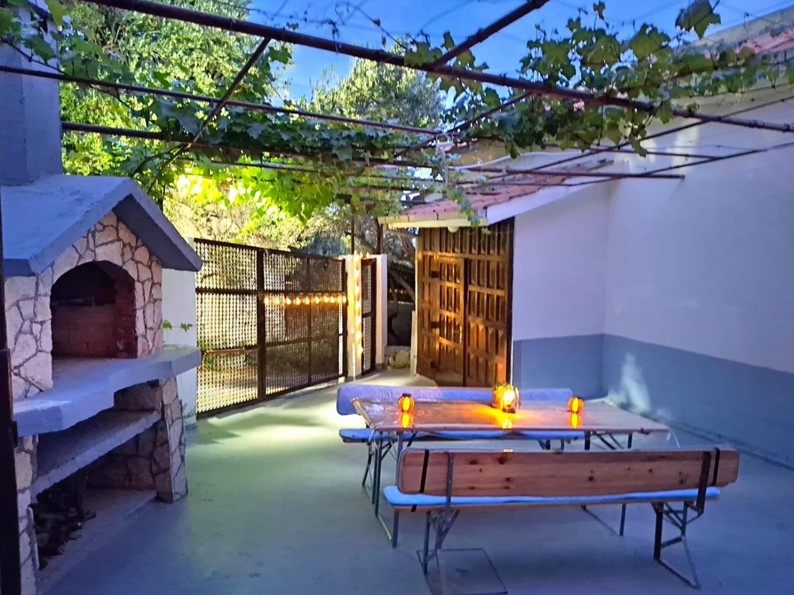 Apartment Natali Kaštel Stari Extérieur photo