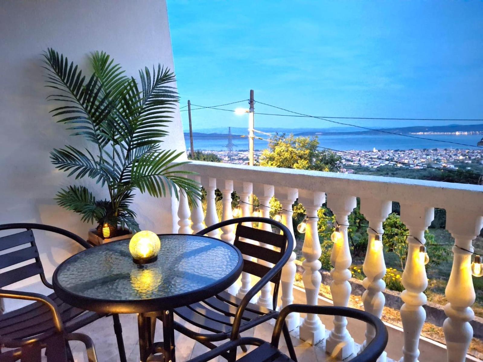 Apartment Natali Kaštel Stari Extérieur photo