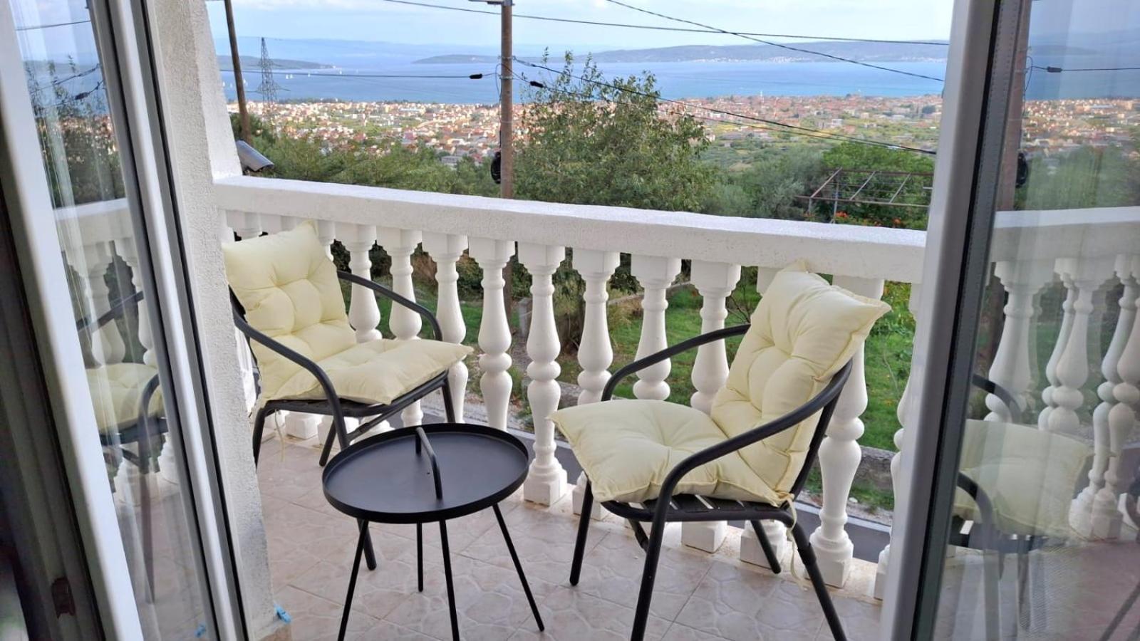 Apartment Natali Kaštel Stari Extérieur photo