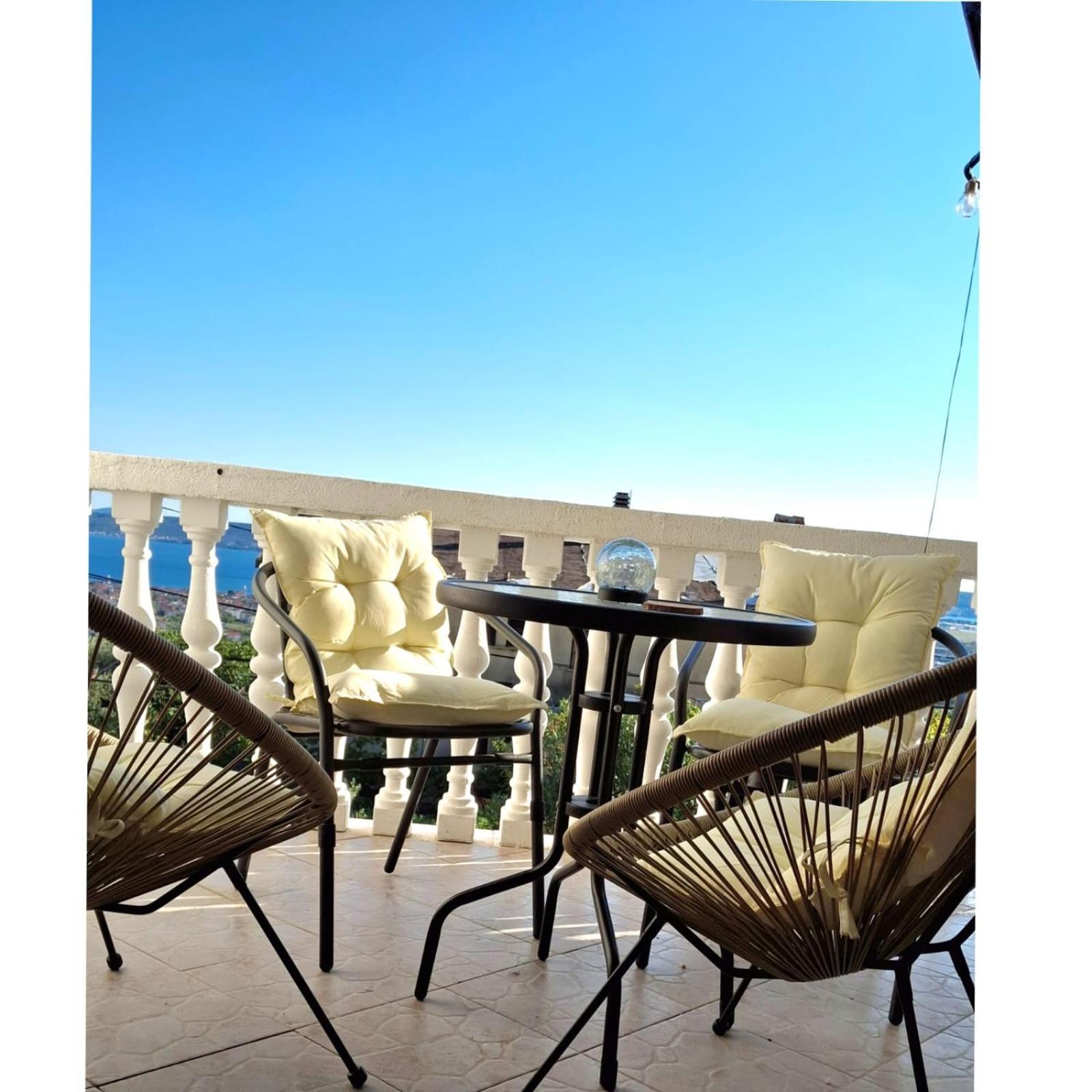 Apartment Natali Kaštel Stari Extérieur photo